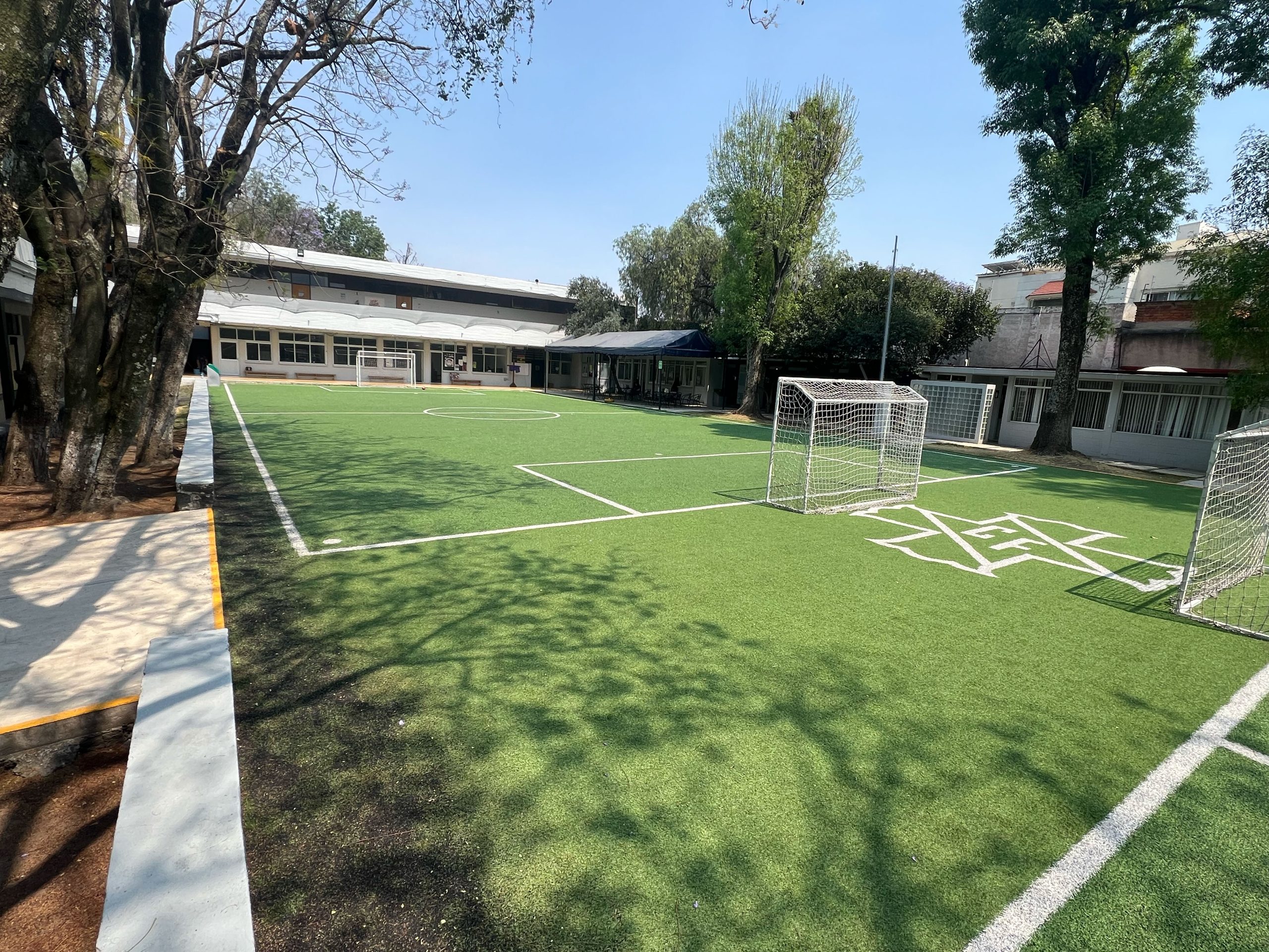 cancha_gaston